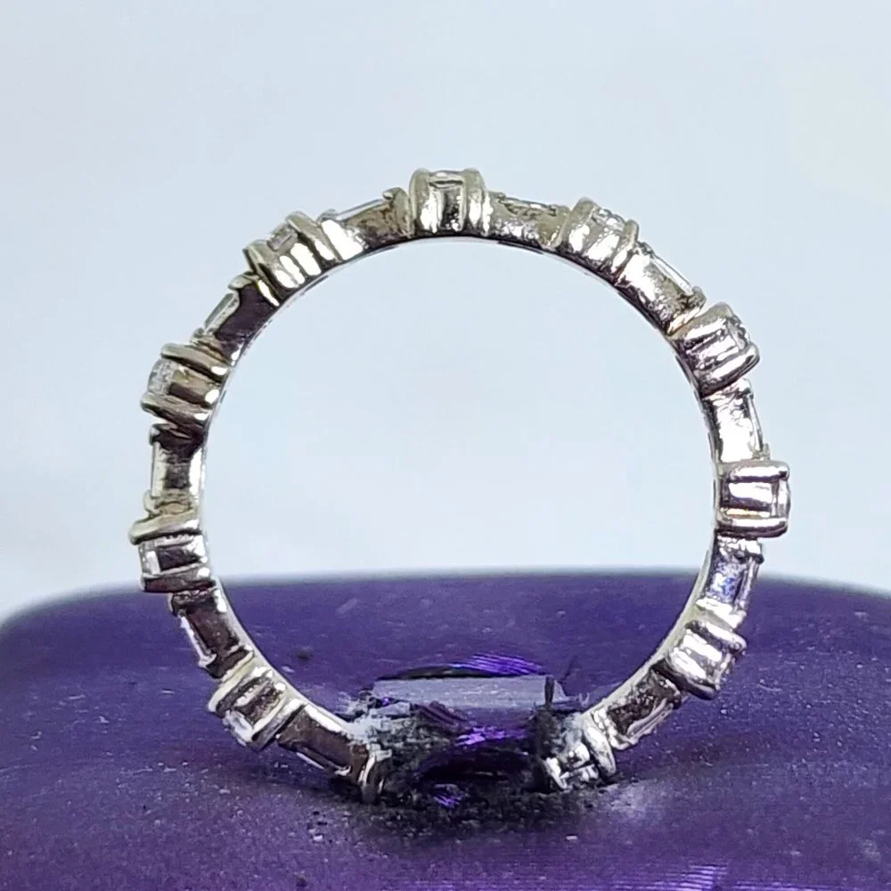 Round and Baguette Prong Set Stones Narrow Band Sterling Silver Ring SZ 7
